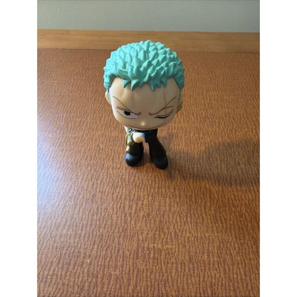 Funko Mystery Mini Vinyl Figure - One Piece S1 - RORONOA ZORO (3 inch)‎ - New